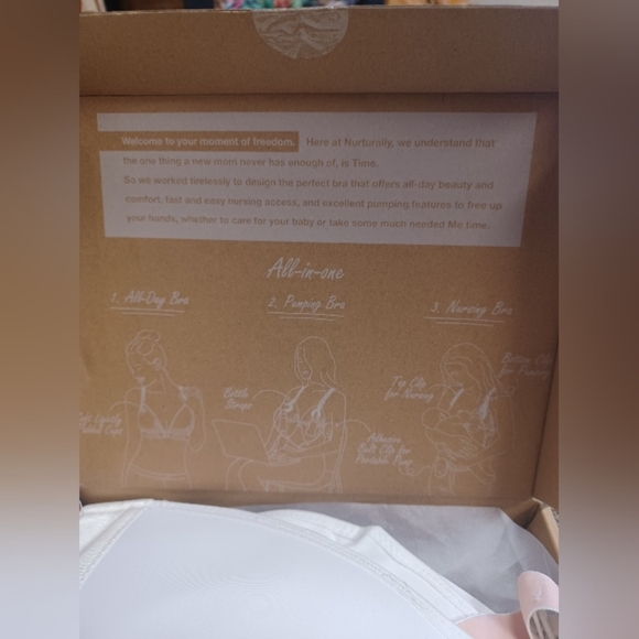 Nuturally Pumping/Nursing Bra NWT Pink White Size Small - Picture 6 of 6